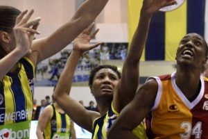 Derbide ilk raund Galatasaray'ın