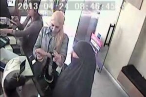 Kaşla g&ouml;z arasında &ccedil;aldılar