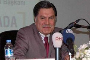 "Toplum sorunlarıyla ilk kez y&uuml;zleşiyor"