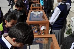 Oyuncak sergisine yoğun ilgi