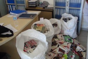 Mersin'de korsan kitap operasyonu