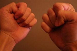 &Ouml;ğrenirken sağ, hatırlarken sol yumruk