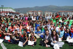 Gemlik'te atletizm şenlikleri