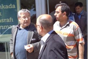 Dolandırılıcılara g&ouml;ndermek i&ccedil;in kredi &ccedil;ekerken engellendi