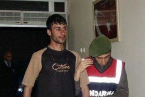 17 Afgan ka&ccedil;ak yakalandı