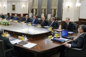 "Ter&ouml;rle m&uuml;cadele devam edecek"