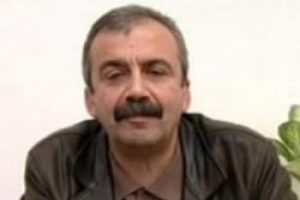 "&Ouml;zk&ouml;k ve G&uuml;zel dağa &ccedil;ıksın"