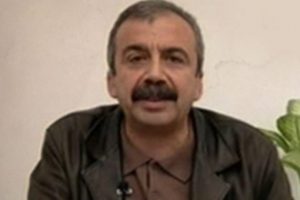 Kan &ccedil;ığlığı atanların Allah belasını versin