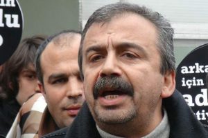 'Allah belasını versin bunların!'