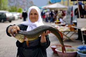 Balık&ccedil;ı kadınları fotoğrafladılar