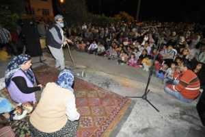 'Hasret &Ccedil;i&ccedil;ekleri' b&uuml;y&uuml;ledi