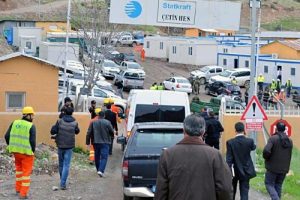 K&ouml;yl&uuml;ler isyan etti