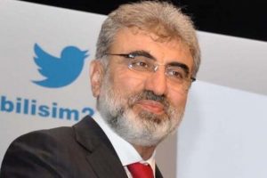 Asgari &uuml;cretli maaşının yarısını telefon faturasına &ouml;d&uuml;yor
