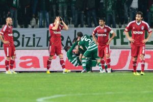 Beşiktaş gol yeme rekoruna &ccedil;ok yakın!