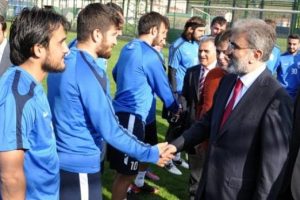 Bakan Yıldız'dan Erciyesspor'a ziyaret