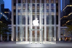Apple'dan bir ilk daha