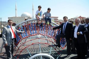 Bağlarbaşı Meydanı &ccedil;ocuklarla şenlenecek