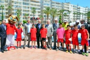 U20 tanıtımı s&uuml;r&uuml;yor!