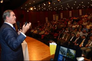 Başkan Altepe'den gen&ccedil;lere 'siyaset' dersi