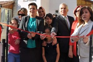 Yurtta kalan kızlar i&ccedil;in &Ccedil;ocuk Evi