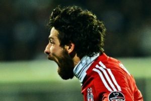 İn&ouml;n&uuml;'de Olcay Şahan taraflarına koştu ve...