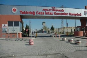 PKK'lılar a&ccedil;lık grevinde kilo aldı