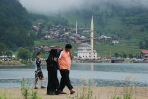 Arap &uuml;lkelerinden Karadeniz'e yoğun ilgi