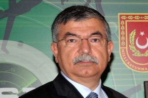 Milli Savunma Bakanı'ndan savunma a&ccedil;ıklaması