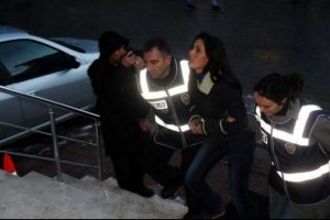 &Ccedil;ete kurmakla su&ccedil;lanan Demir Lady'e 156 yıl hapis!