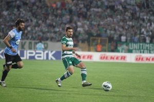 "Beşiktaş da beni istedi ama Bursaspor'u tercih ettim"