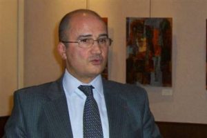 'T&uuml;rkiye 'Soykırım oldu' desin'