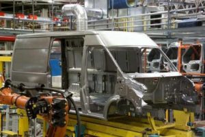 Ford Oto i&ccedil;in tavsiyesini d&uuml;ş&uuml;rd&uuml;