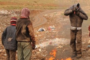 &Ccedil;ocuklar su&ccedil;a itiliyor