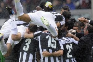 İtalya'da Juve mutlu sona koşuyor!