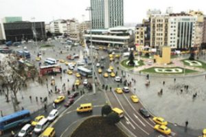Toplu taşıma ara&ccedil;ları kullananlara k&ouml;t&uuml; haber