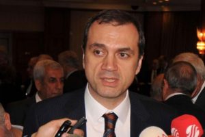 Tamer Kıran istifa etti