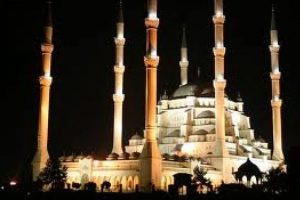 T&uuml;rkiye'de ka&ccedil; camiye ihtiya&ccedil; var?