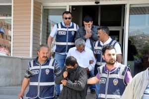 Filmleri aratmayan akaryakıt hırsızlığı