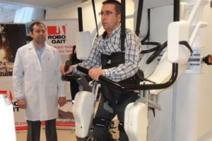 Fel&ccedil;li hastalara &ouml;zel robot