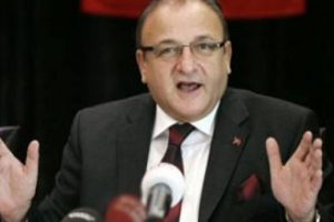 Oktay Vural, Erdoğan'a y&uuml;klendi