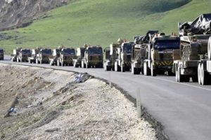 Sınıra tank sevkiyatı