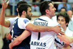 2012-13 sezonu şampiyonu Arkas
