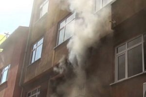 Bomba gibi patladı