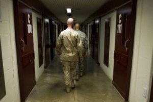 Guantanamo'da a&ccedil;lık grevi s&uuml;r&uuml;yor
