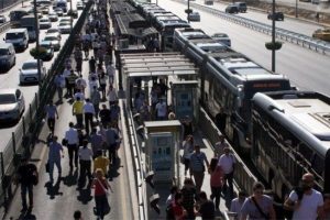 Yarın metro ve metrob&uuml;s seferleri iptal