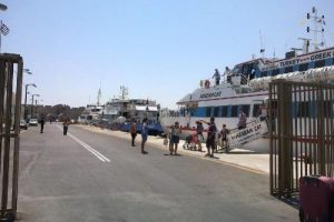 Yunanistan'la feribot krizi