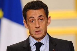 Sarkozy soruşturmasında 'eski bakan' iddiası