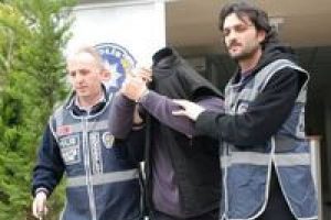 Tuvalet sapığı tahliye oldu