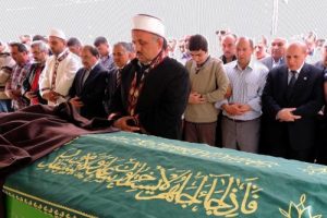 Burhan Kuzu'nun acı g&uuml;n&uuml;
