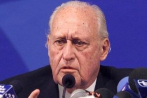 Havelange istifa etti